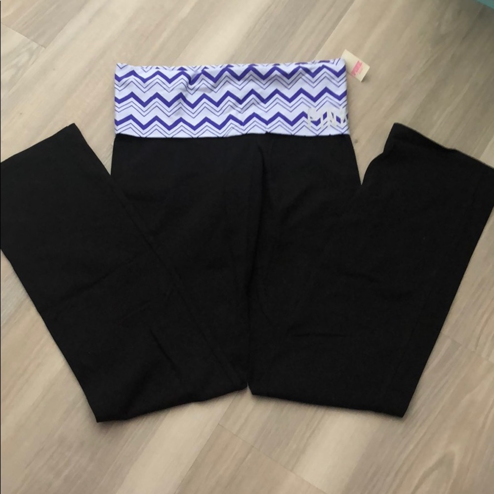 VS Pink Chevron fold over yoga pants Small